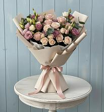 Букет цветов из:  Розы и Лизиантусы #REPLACE_PRED# Нововеличковской