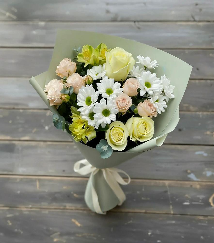 Букет цветов из: Альстромерии, Розы и Хризантемы в Нововеличковской