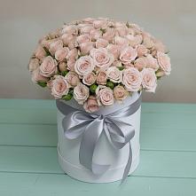 Цветочная композиция из Розы в шляпной коробке в Нововеличковской