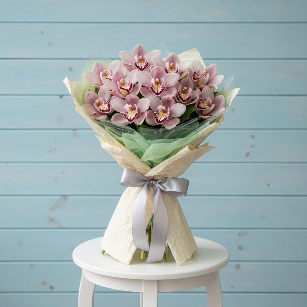 Букет цветов из: Орхидеи и Розы в Нововеличковской