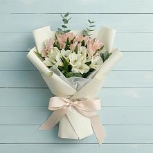 Букет цветов из:  Альстромерии в Нововеличковской