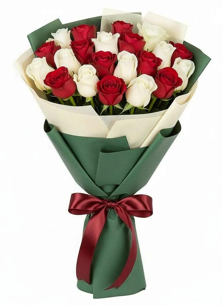 Букет Микс из красных и белых роз в Нововеличковской