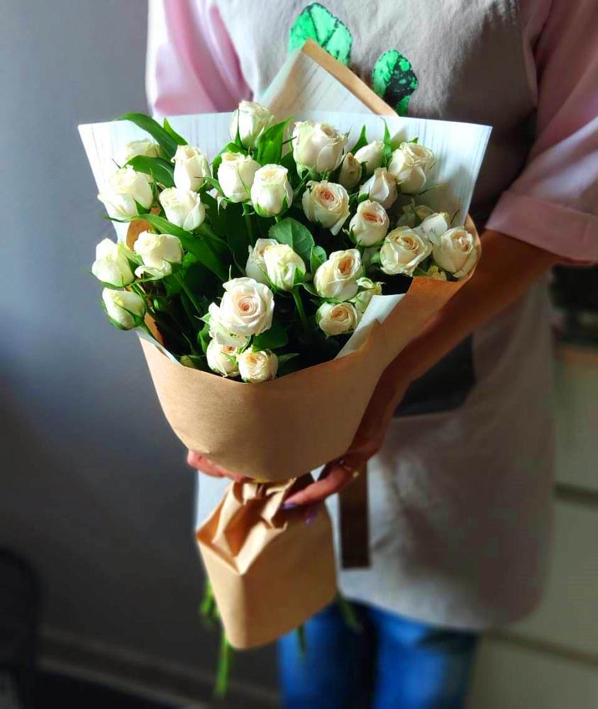 Букет цветов из: Розы в Нововеличковской