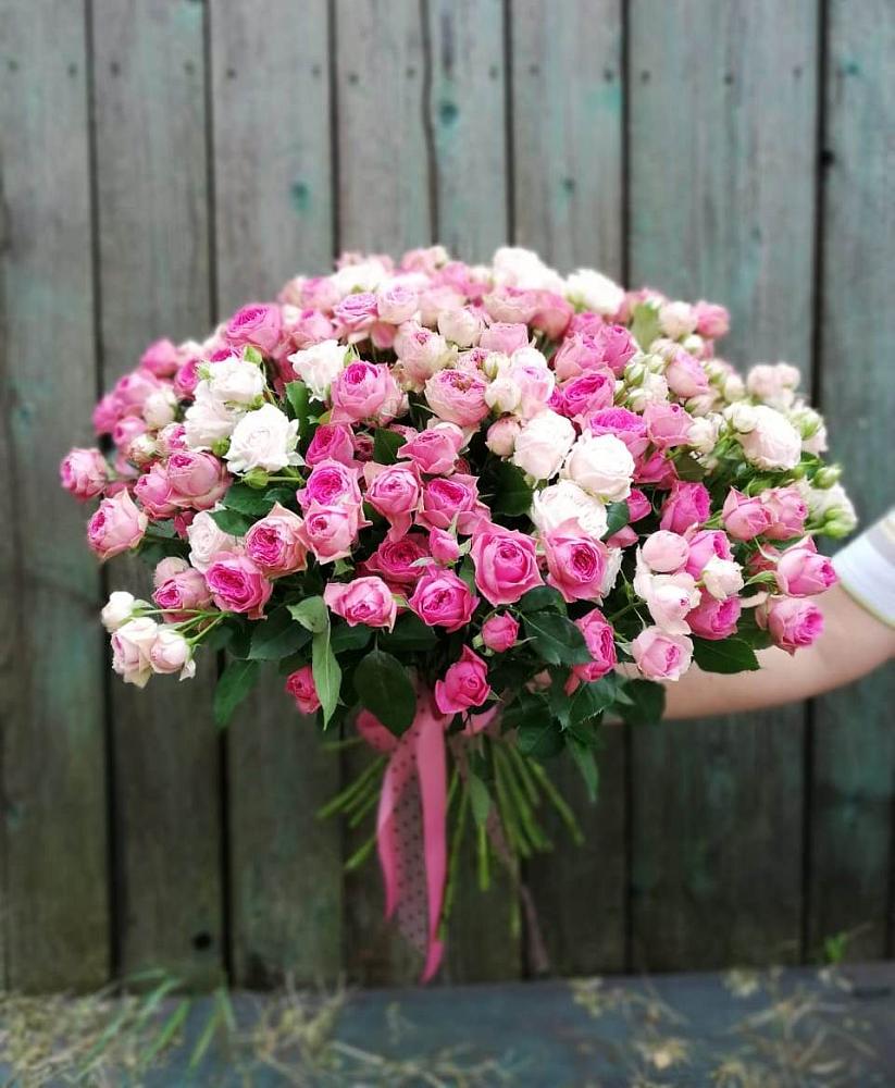 Букет Розовые кустовые розы Натали и Лав Лидия в Нововеличковской