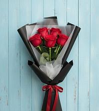Букет цветов из:  Розы в Нововеличковской