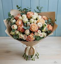 Букет цветов из:  Альстромерии и Розы в Нововеличковской