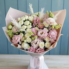 Букет цветов из:  Альстромерии и Розы в Нововеличковской